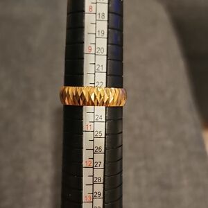 Deadstock Vintage Gold Band